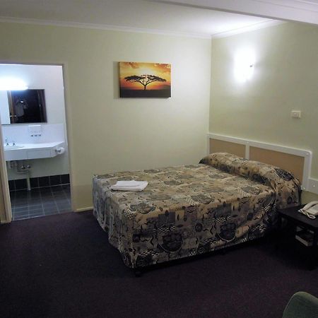 Biloela Centre Motel & Steakhouse Restaurant 외부 사진