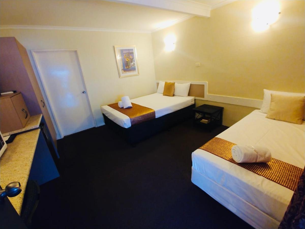 Biloela Centre Motel & Steakhouse Restaurant 외부 사진
