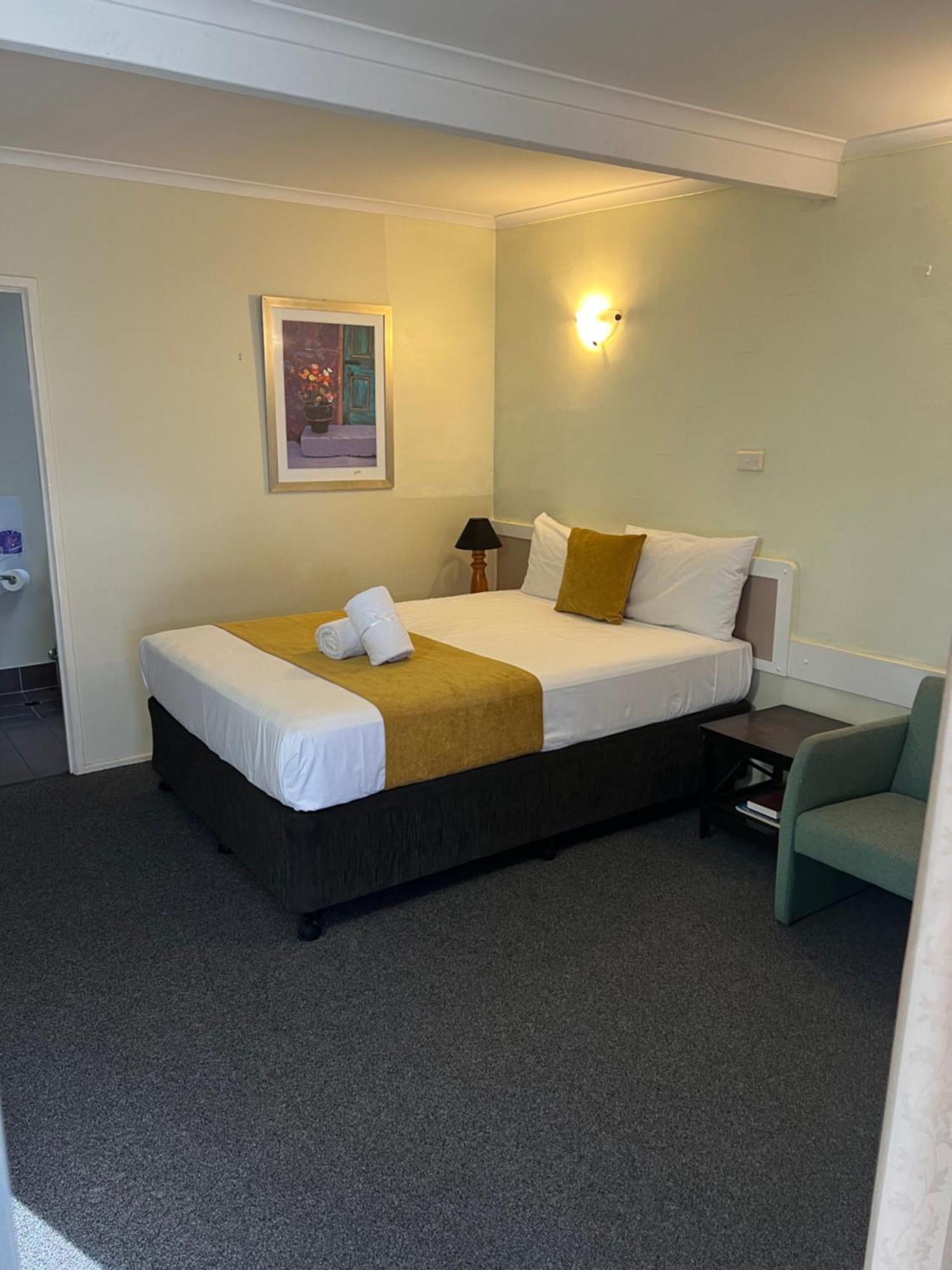 Biloela Centre Motel & Steakhouse Restaurant 외부 사진