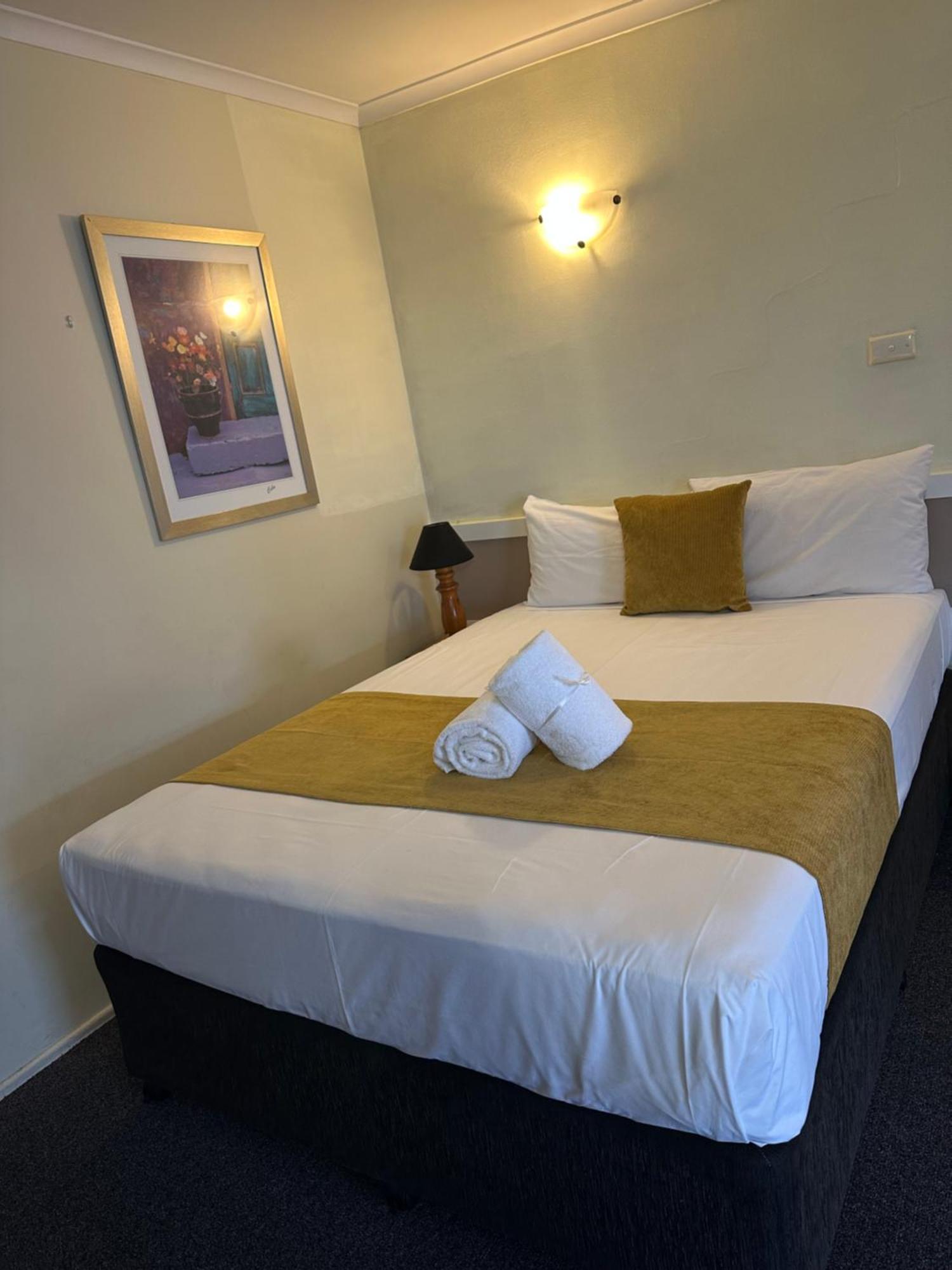 Biloela Centre Motel & Steakhouse Restaurant 외부 사진