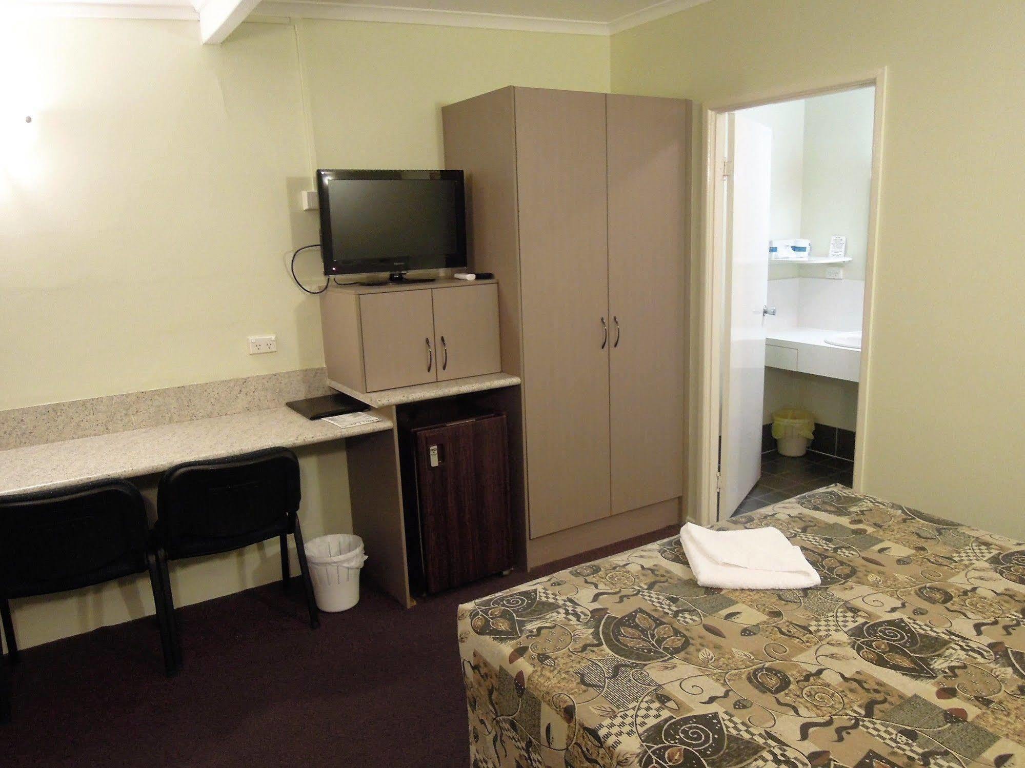Biloela Centre Motel & Steakhouse Restaurant 외부 사진